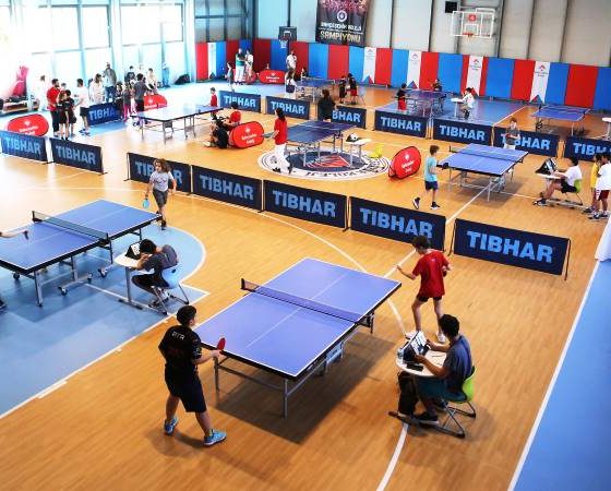 bahcesehir koleji spor 1