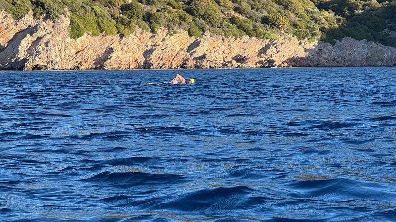 Arda Akman’dan Cumhuriyet Bayramı’nda Anlamlı Yüzüş... 41 arda akman 1