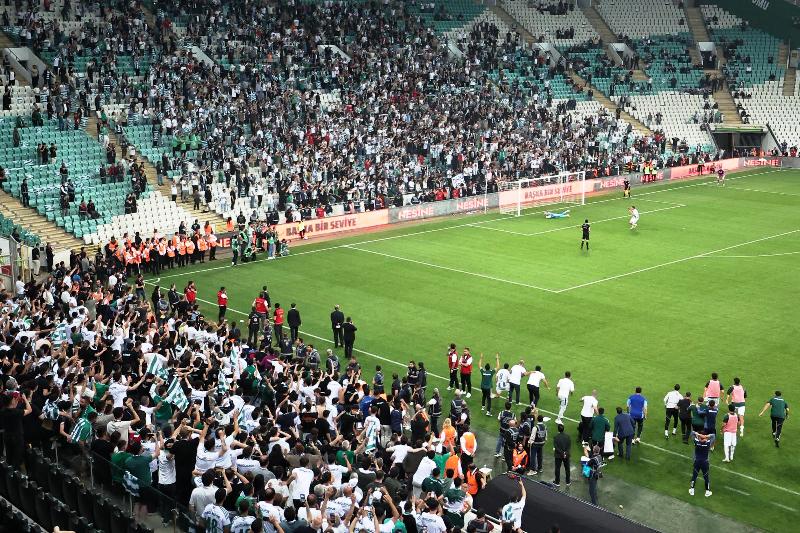 Buyuksehirden Sampiyon Takima Tam Destek 8
