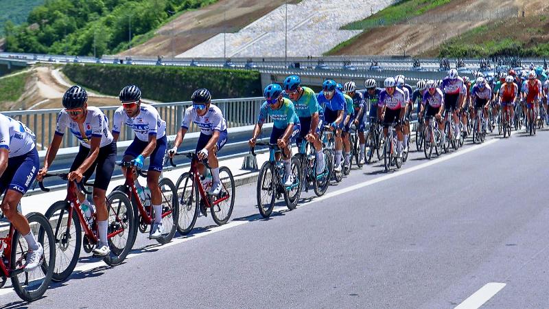 Mugla Buyuksehirin Pedallari Azerbaycanda Zirve Mucadelesi Verdi 4