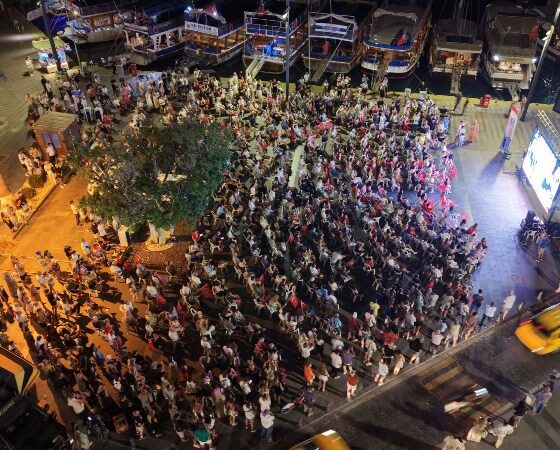 Filenin Sultanlari Avrupa Sampiyonu Zafer Coskusu Bodrum Meydanlarinda Yasandi 1