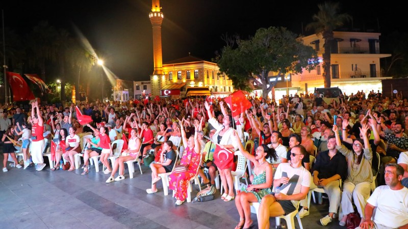 Filenin Sultanlari Avrupa Sampiyonu Zafer Coskusu Bodrum Meydanlarinda Yasandi 3