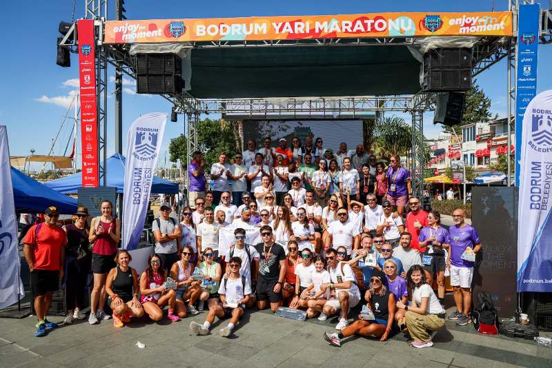 9. Uluslararasi Bodrum Yari Maratonu tamamlandi 5
